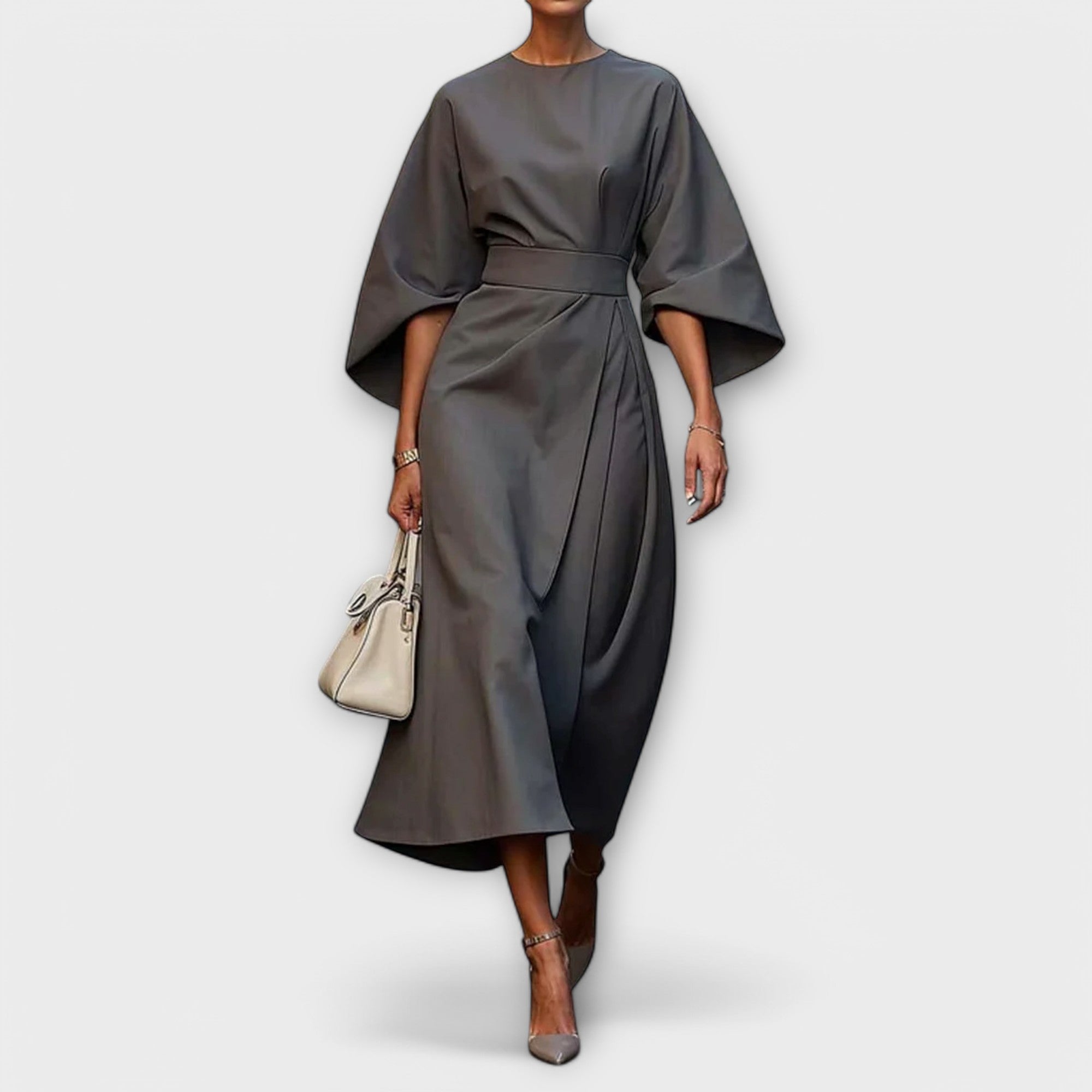 Sonia - Elegants kleita ar piedurknēm